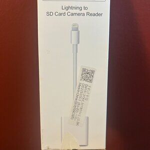 *NIB* Lightning to SD Card Camera Reader